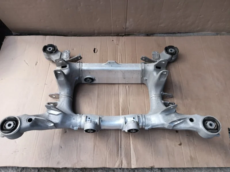 Балка подрамник передняя BMW 7 F02 N63B44A 2010 - миниатюра 10