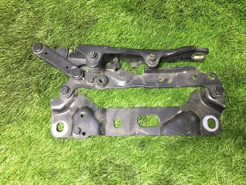 Петля капота левая BMW 7 F02 N63B44A 2010 - миниатюра 3