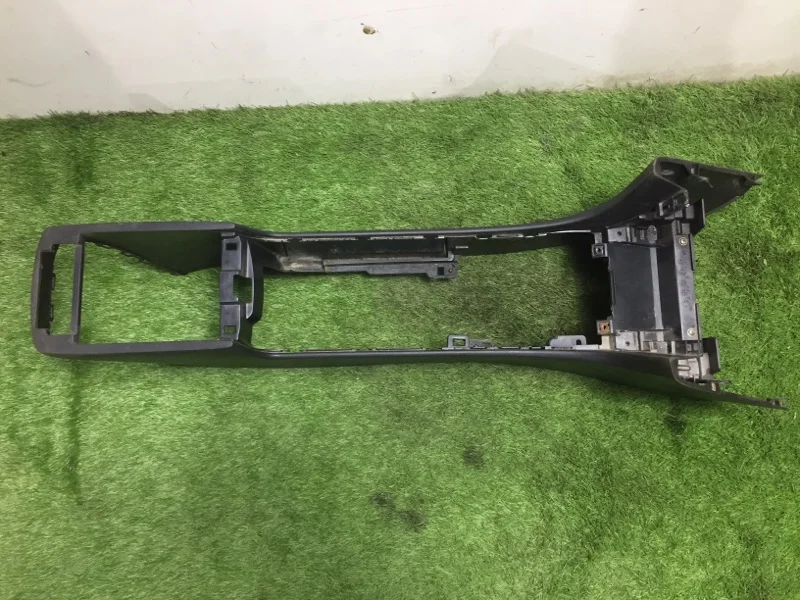 Консоль центральная Mazda 3 BK Z6 652169 2007 - изображение 1