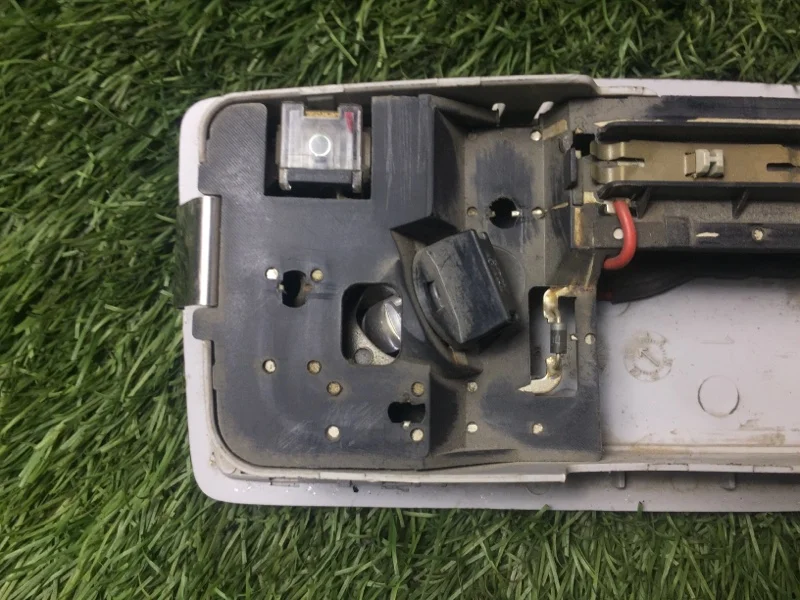 Плафон салонный передний Mazda 3 BK Z6 652169 2007 - миниатюра 6