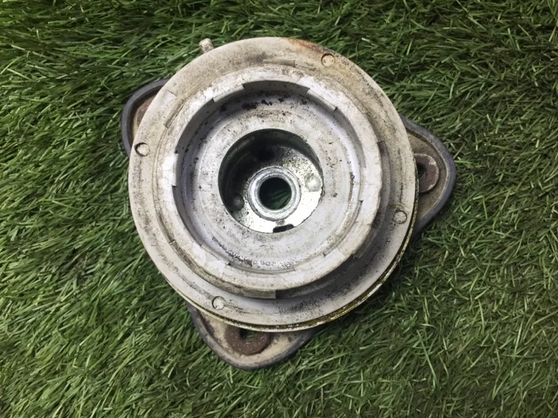 Опора амортизатора передняя Mazda 3 BK Z6 652169 - миниатюра 2