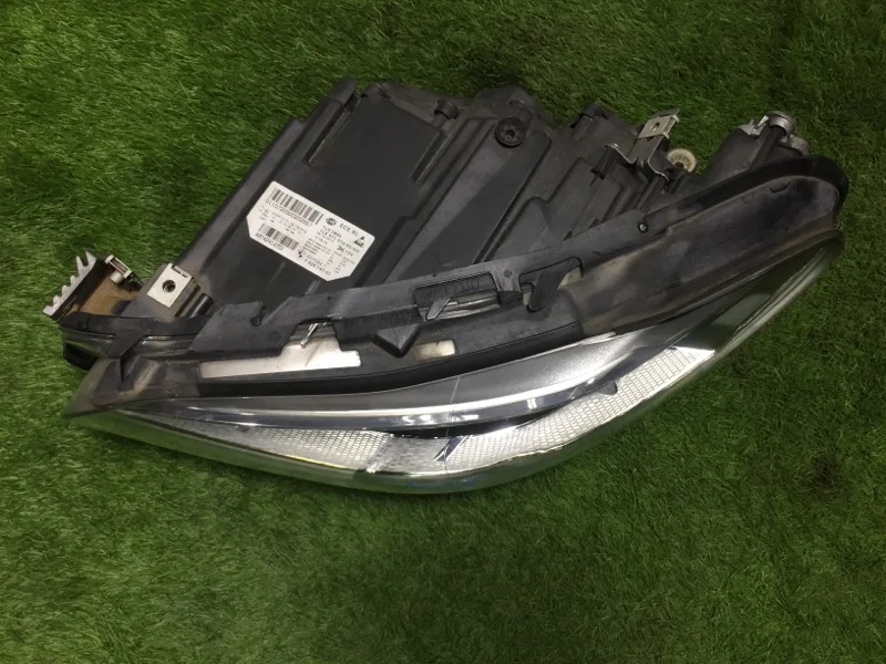 Фара ксеноновая левая BMW 5 F10/F11 N47D20C 2015 - миниатюра 2