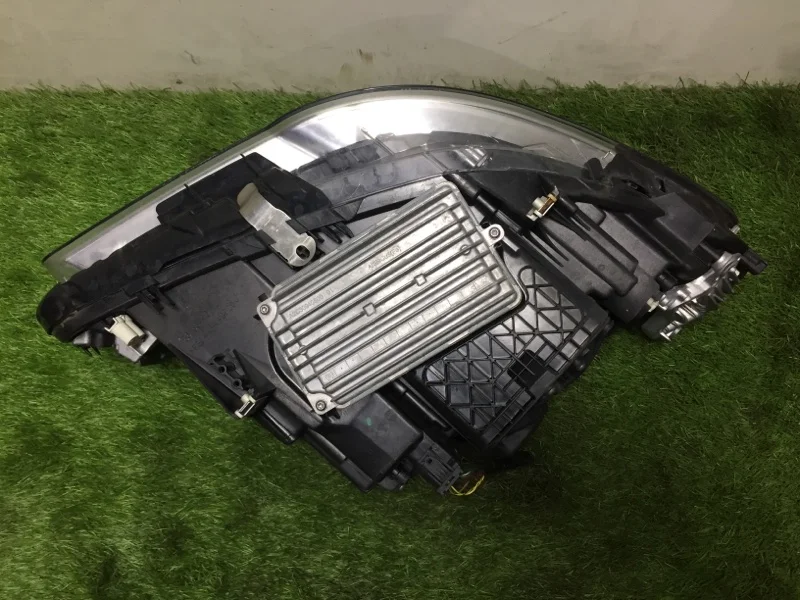 Фара ксеноновая левая BMW 5 F10/F11 N47D20C 2015 - миниатюра 5