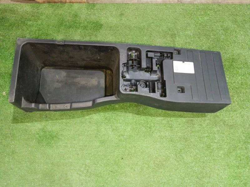 Крышка аккумулятора BMW X6 E71 N63B44A 2009 - миниатюра 4