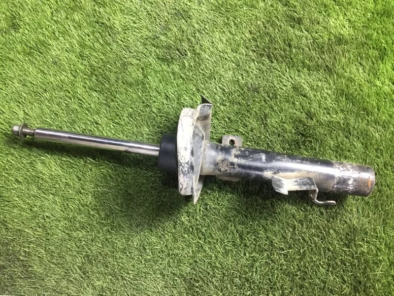 Амортизатор передний левый Mazda 3 BK Z6 652169 - миниатюра 2