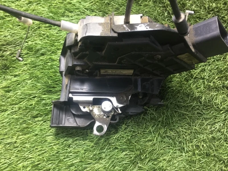 Замок двери задний правый Mazda 3 BK Z6 652169 - миниатюра 5