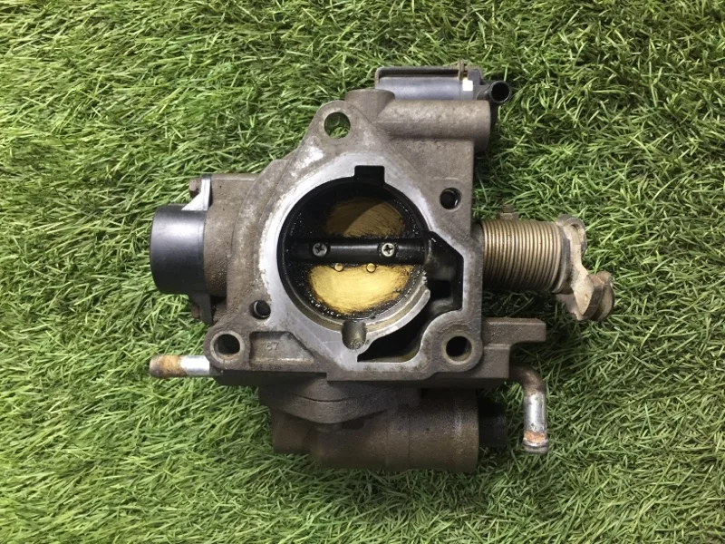 Заслонка дроссельная Mazda 3 BK Z6 652169 2007 - миниатюра 2