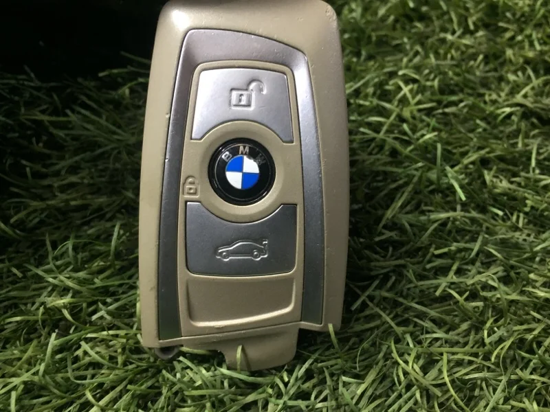 Ключ зажигания BMW 3 F30 N20B20A 2011 - миниатюра 4