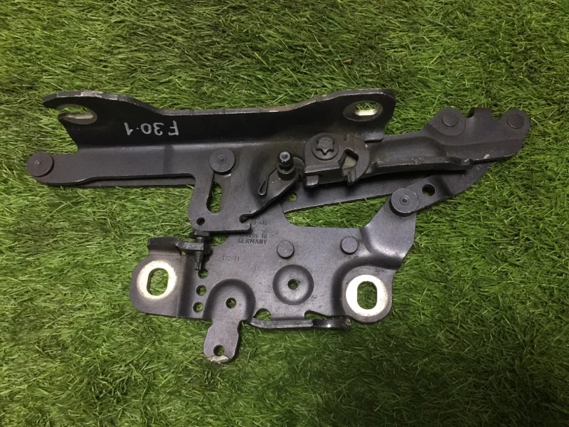 Петля капота правая BMW 3 F30 N20B20A 2011 - миниатюра 3