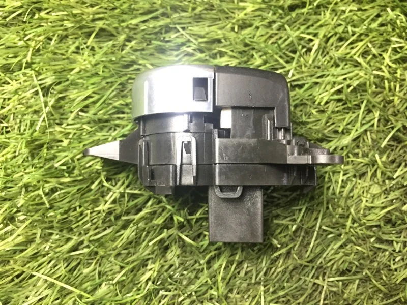 Кнопка запуска двигателя старт-стоп BMW 5 F10/F11 - миниатюра 4