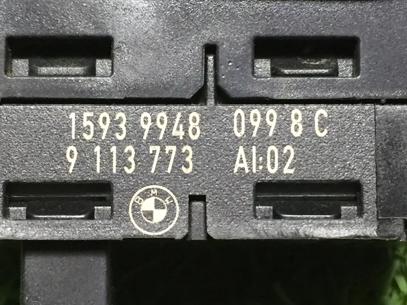 Кнопка стеклоподъемника BMW X3 E83 N52B25 2008 - миниатюра 6