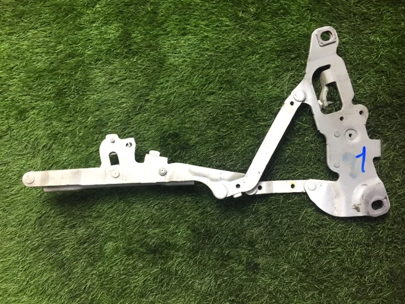 Петля капота правая BMW 5 F10/F11 N47D20C 2015 - миниатюра 4