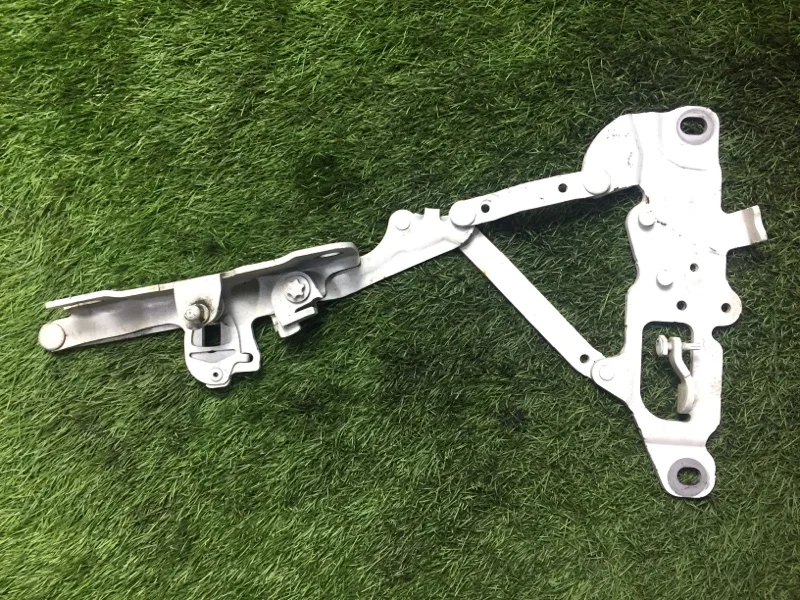 Петля капота правая BMW 5 F10/F11 N47D20C 2015 - миниатюра 5