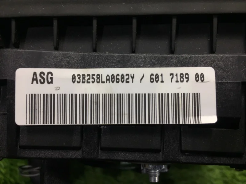 Подушка безопасности в руль BMW 5 E60/E61 M54B30 - миниатюра 6