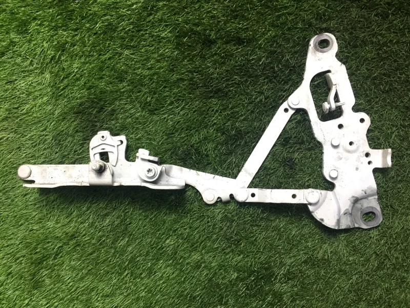 Петля капота левая BMW 5 F10/F11 N47D20C 2015 - миниатюра 4
