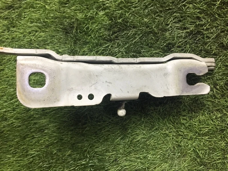Петля капота левая BMW 5 F10/F11 N47D20C 2015 - миниатюра 7