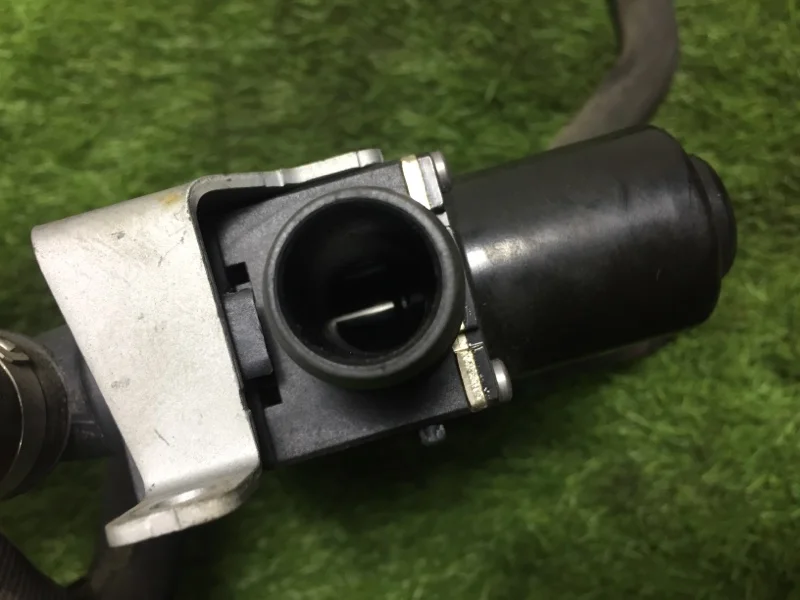 Клапан отопителя BMW 5 F10/F11 N47D20C 2015 - миниатюра 7