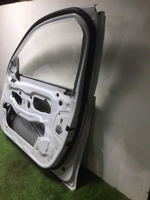 Дверь передняя правая BMW 5 F10/F11 N47D20C 2015 - миниатюра 9