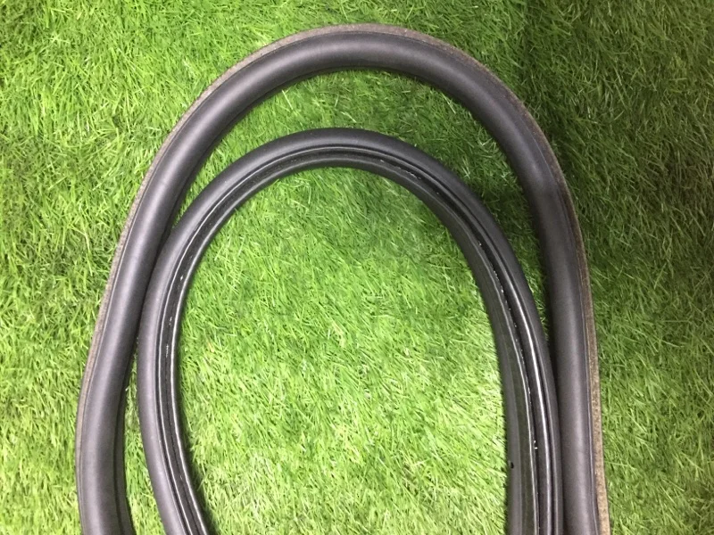 Уплотнитель багажника BMW 5 F10/F11 N47D20C 2015 - миниатюра 3