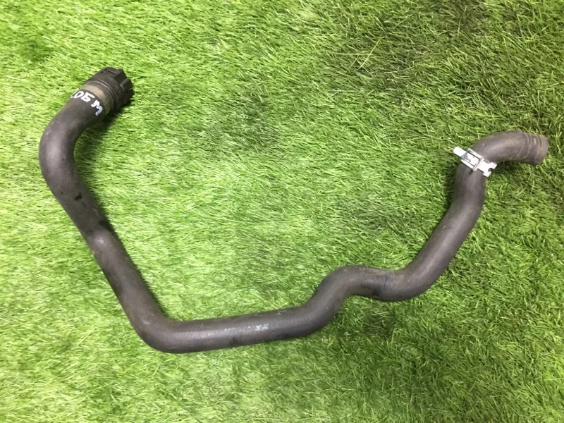Патрубок системы охлаждения BMW 5 F10/F11 N47D20C - миниатюра 2