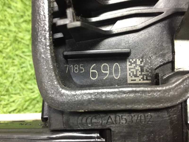 Замок двери передний правый BMW 5 F10/F11 N47D20C - миниатюра 10