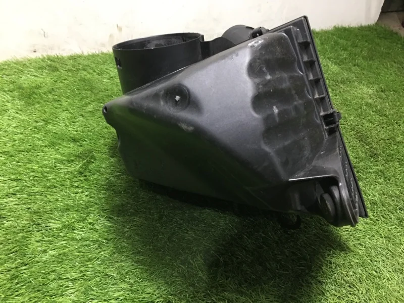 Корпус фильтра воздушного BMW 5 F10/F11 N47D20C - миниатюра 7