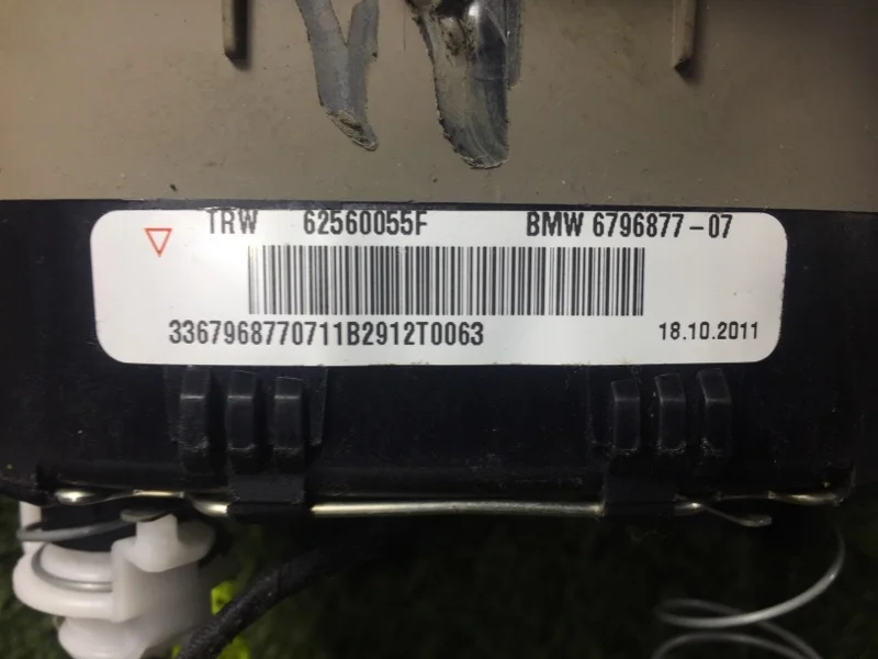 Подушка безопасности в руль BMW 3 F30 N20B20A 2011 - миниатюра 6