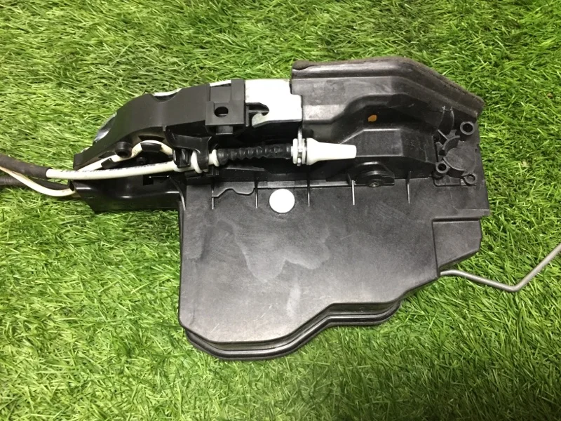 Замок двери задний правый BMW 5 F10/F11 N47D20C - миниатюра 7
