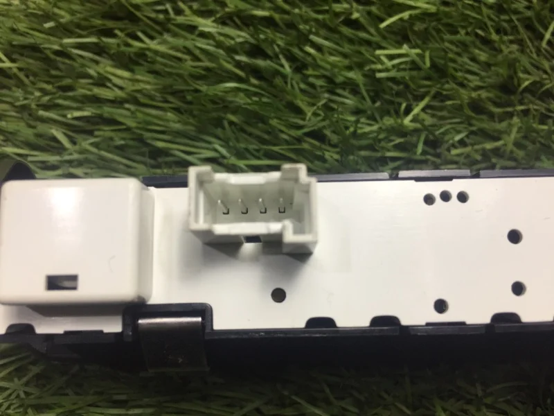Блок кнопок BMW 5 F10/F11 N47D20C 2015 - миниатюра 5