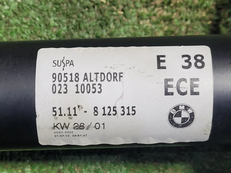 Кронштейн бампера передний левый BMW 7 E38 - миниатюра 4