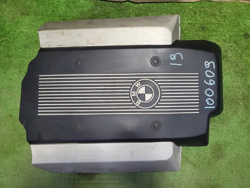 Крышка двигателя декоративная BMW 7 E38 M62B44TU