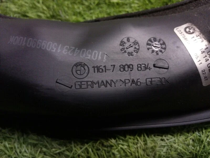 Патрубок интеркулера BMW X6 E71 N57D30B 2011 - миниатюра 7