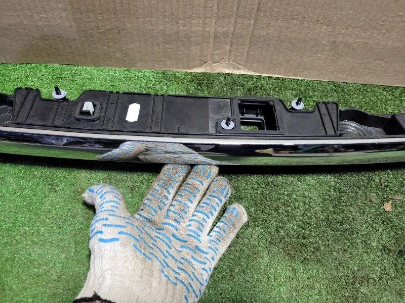 Накладка багажника наружная BMW 7 F02/F01 - миниатюра 3