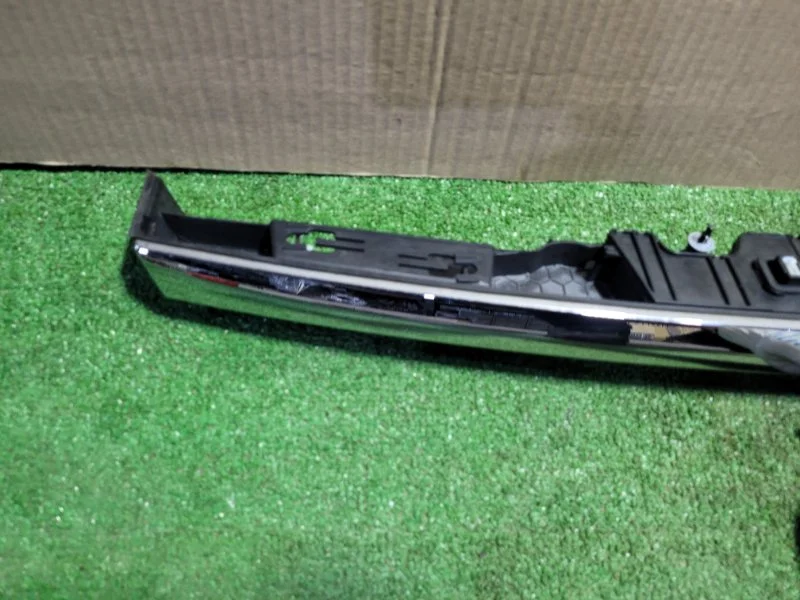 Накладка багажника наружная BMW 7 F02/F01 - миниатюра 4