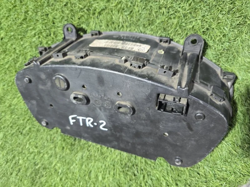 Панель приборов (щиток) Ford Transit 7 2.4L - миниатюра 3