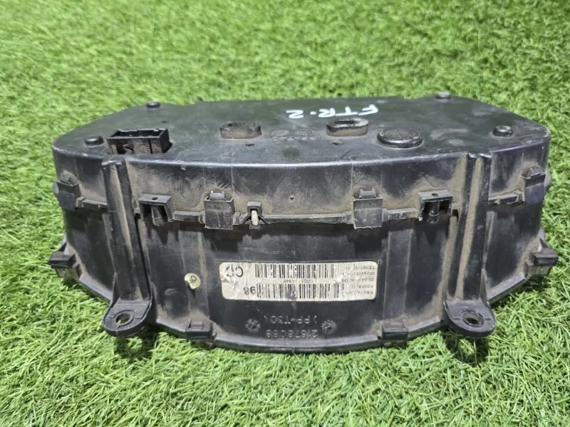 Панель приборов (щиток) Ford Transit 7 2.4L - миниатюра 6