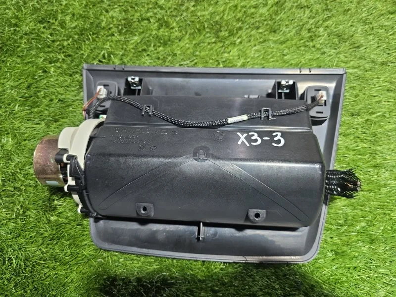 Дисплей информационный BMW X3 E83 M54B30 2004 - миниатюра 7
