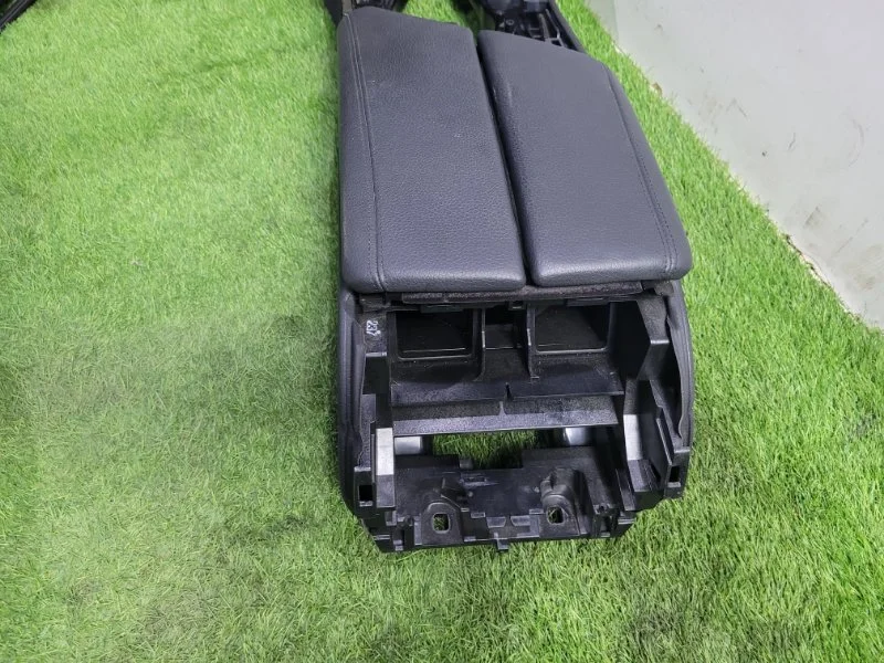 Консоль центральная BMW 5 F10/F11 N47D20 2012 - миниатюра 4