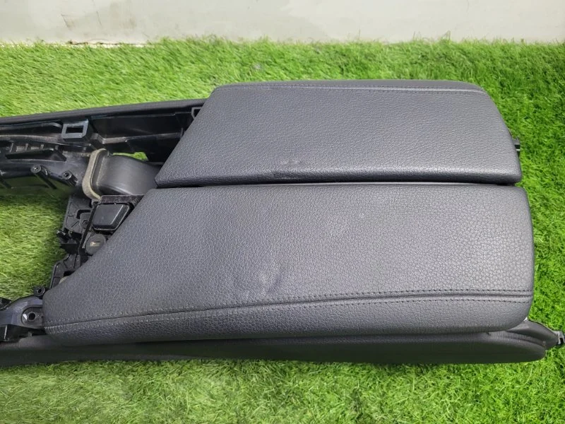 Консоль центральная BMW 5 F10/F11 N47D20 2012 - миниатюра 5
