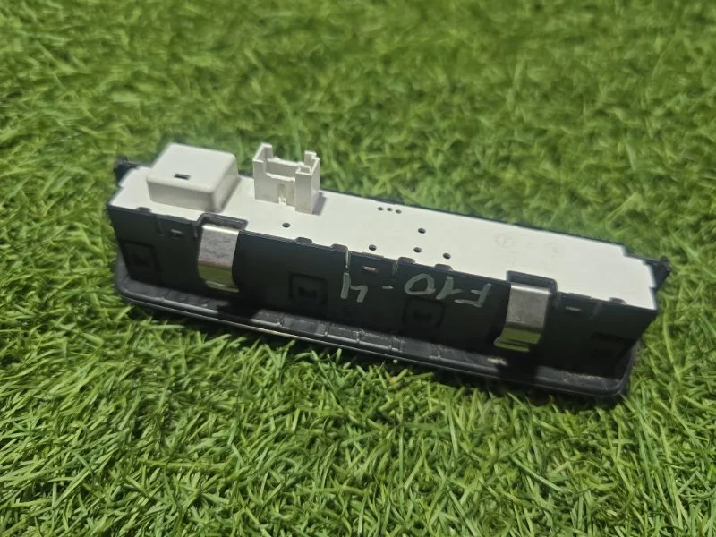 Блок кнопок BMW 5 F10/F11 N47D20 2012 - миниатюра 4