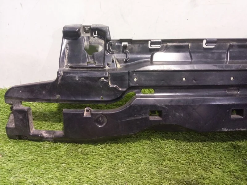 Кронштейн бампера задний BMW 5 F10/F11 N47D20 2012 - миниатюра 2