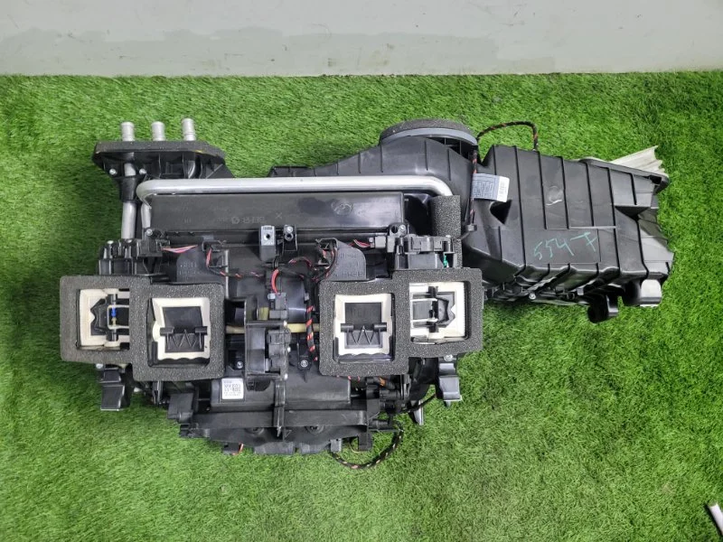 Корпус отопителя (печка) BMW 5 F10/F11 N47D20 2012 - миниатюра 2