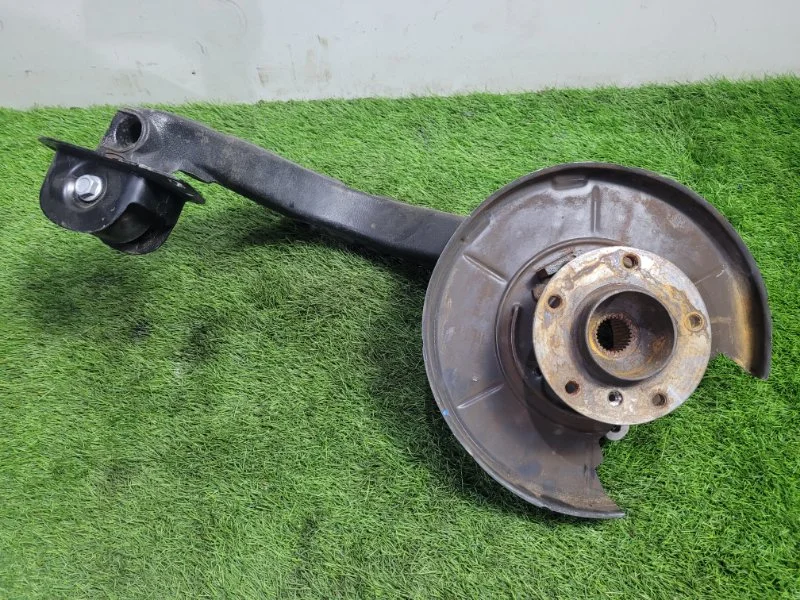 Кулак поворотный задний правый BMW Z4 E85 N52B30A - миниатюра 3