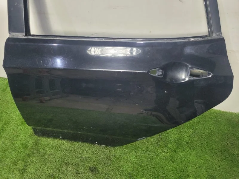 Дверь задняя левая Hyundai Solaris G4FC 2012 - миниатюра 2