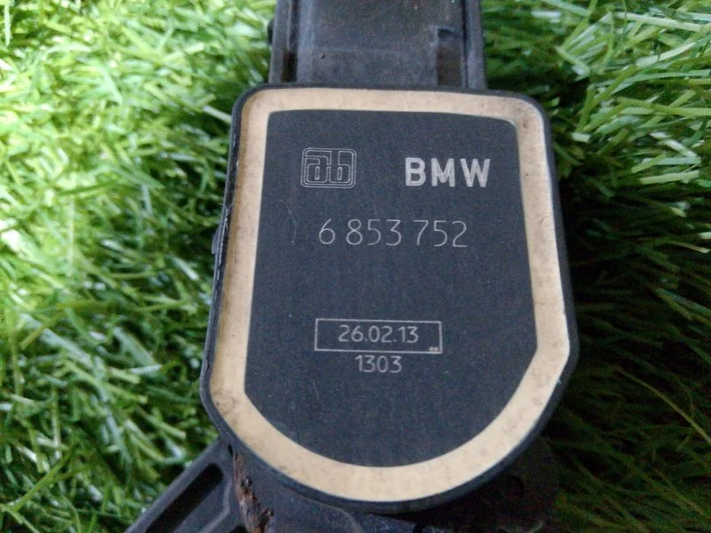 Датчик дорожного просвета BMW X5 E70 N57D30A 2013 - миниатюра 4