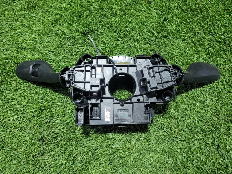 Переключатели подрулевые в сборе BMW 5 G30 B47D20A - миниатюра 3