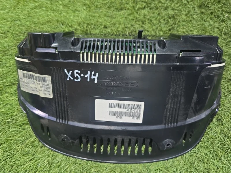 Панель приборов (щиток) BMW X5 E70 S63B44A 2011 - миниатюра 9