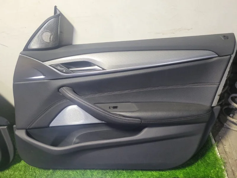 Обшивка двери (комплект) BMW 5 G30 B47D20A 2018 - миниатюра 3