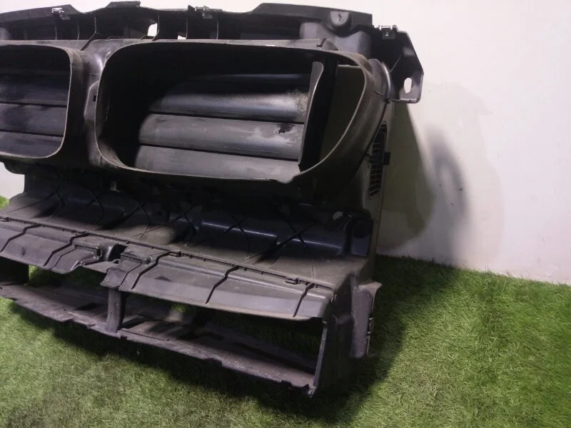 Воздуховод радиатора BMW 5 F10/F11 N47D20 2012 - миниатюра 3