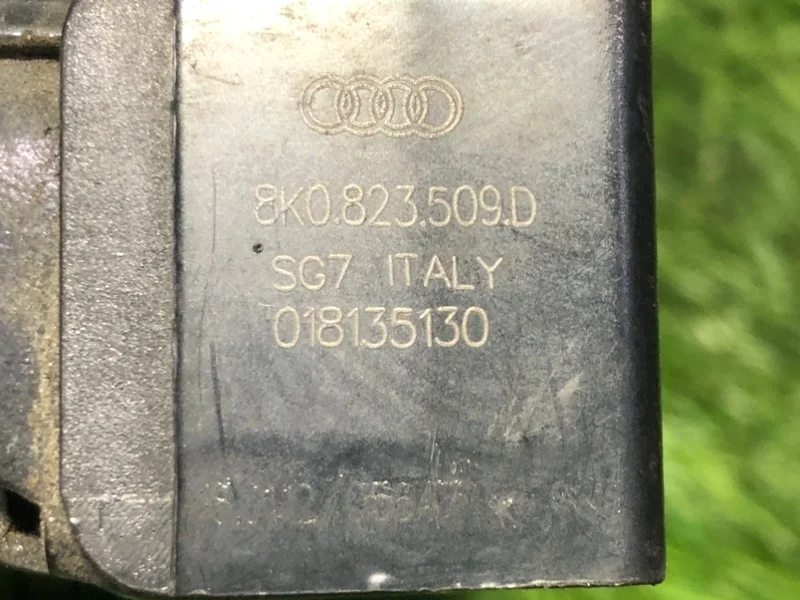 Замок капота AUDI A4 B8 2012 - миниатюра 6